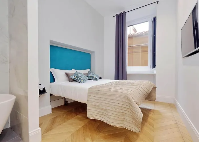 Eve At Trevi Fountain Apartment